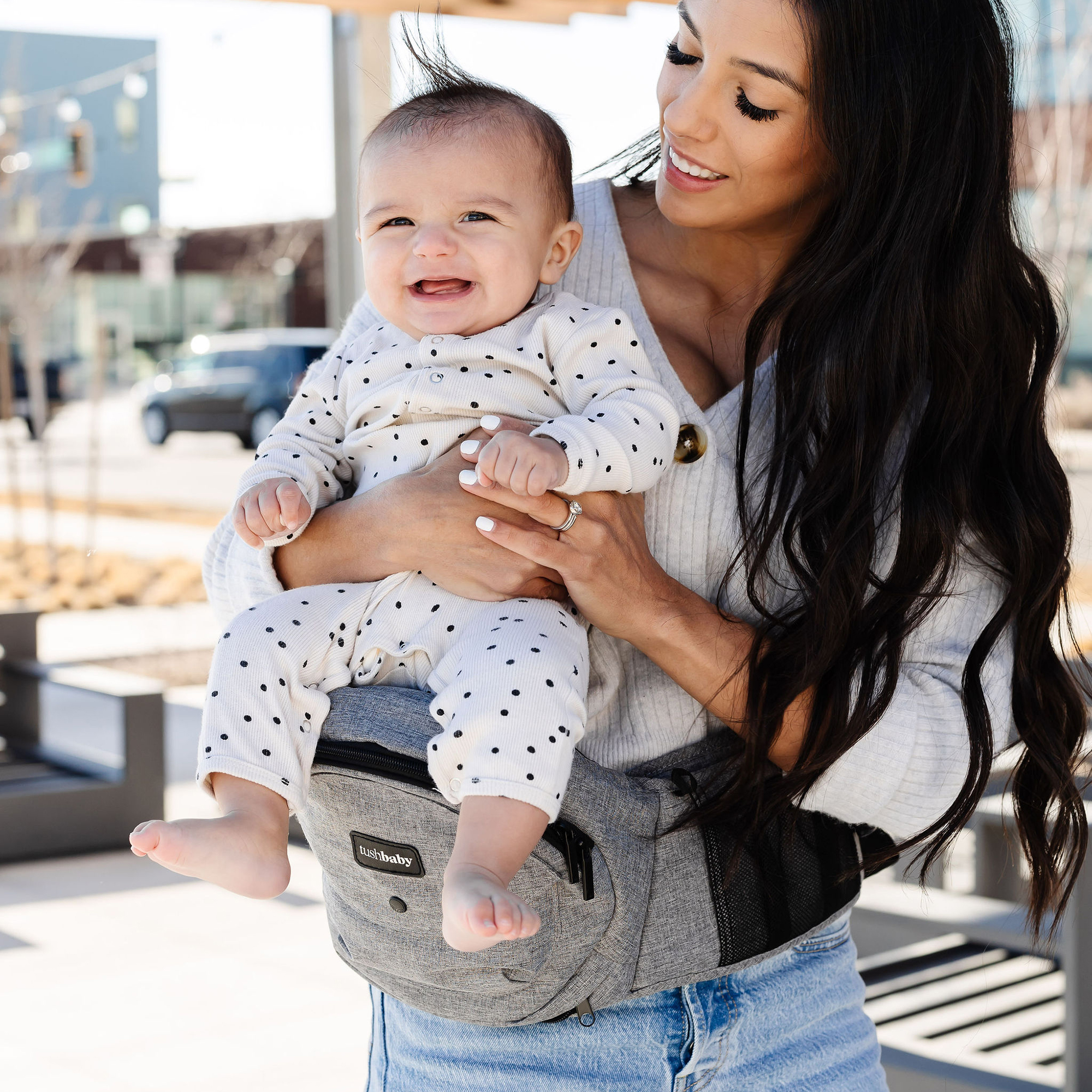 tushbaby Hip Seat Carrier Grey/Standard Polyester Babylist Shop