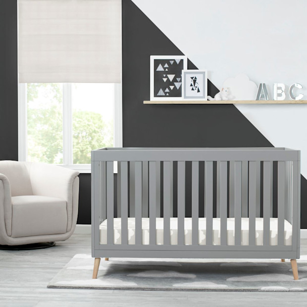 Delta Children Essex 4-in-1 Convertible Baby Crib.