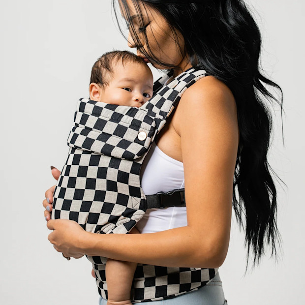 MABĒ The Monarch Baby Buckle Carrier.