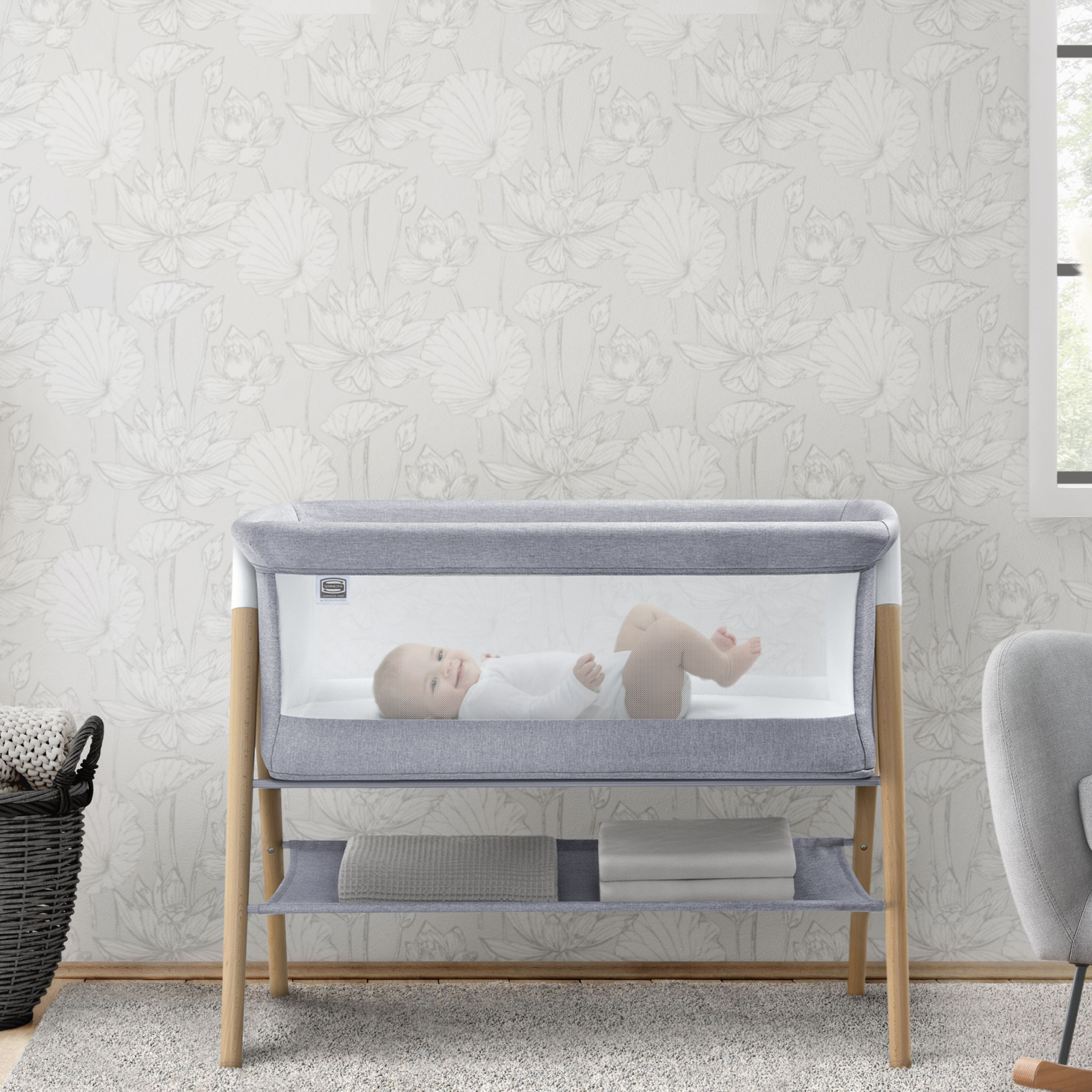 Delta Children Koi by the Bed Bassinet - Dove Grey.