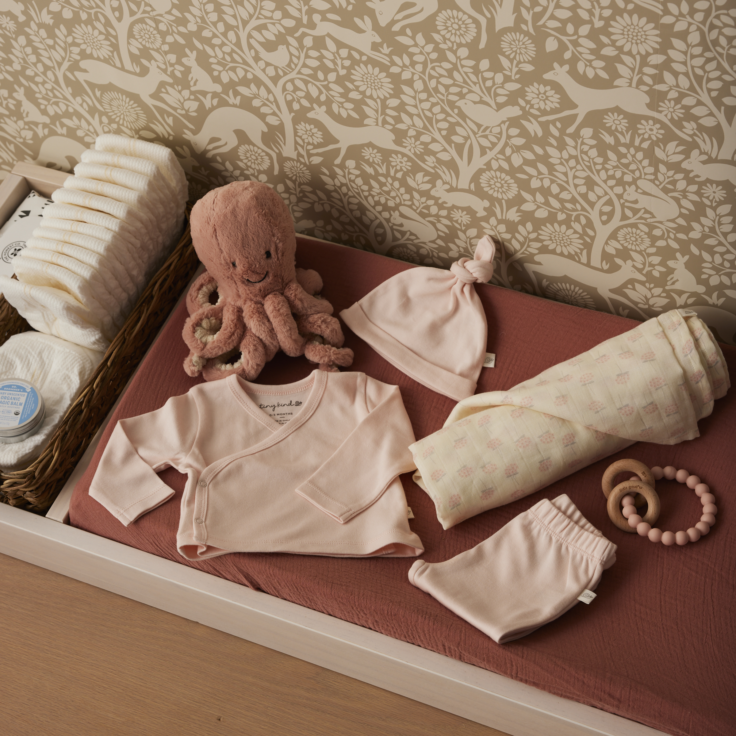 Tiny Kind New Arrivals Organic 4 Piece Gift Set - Floral Bunch, Newborn.