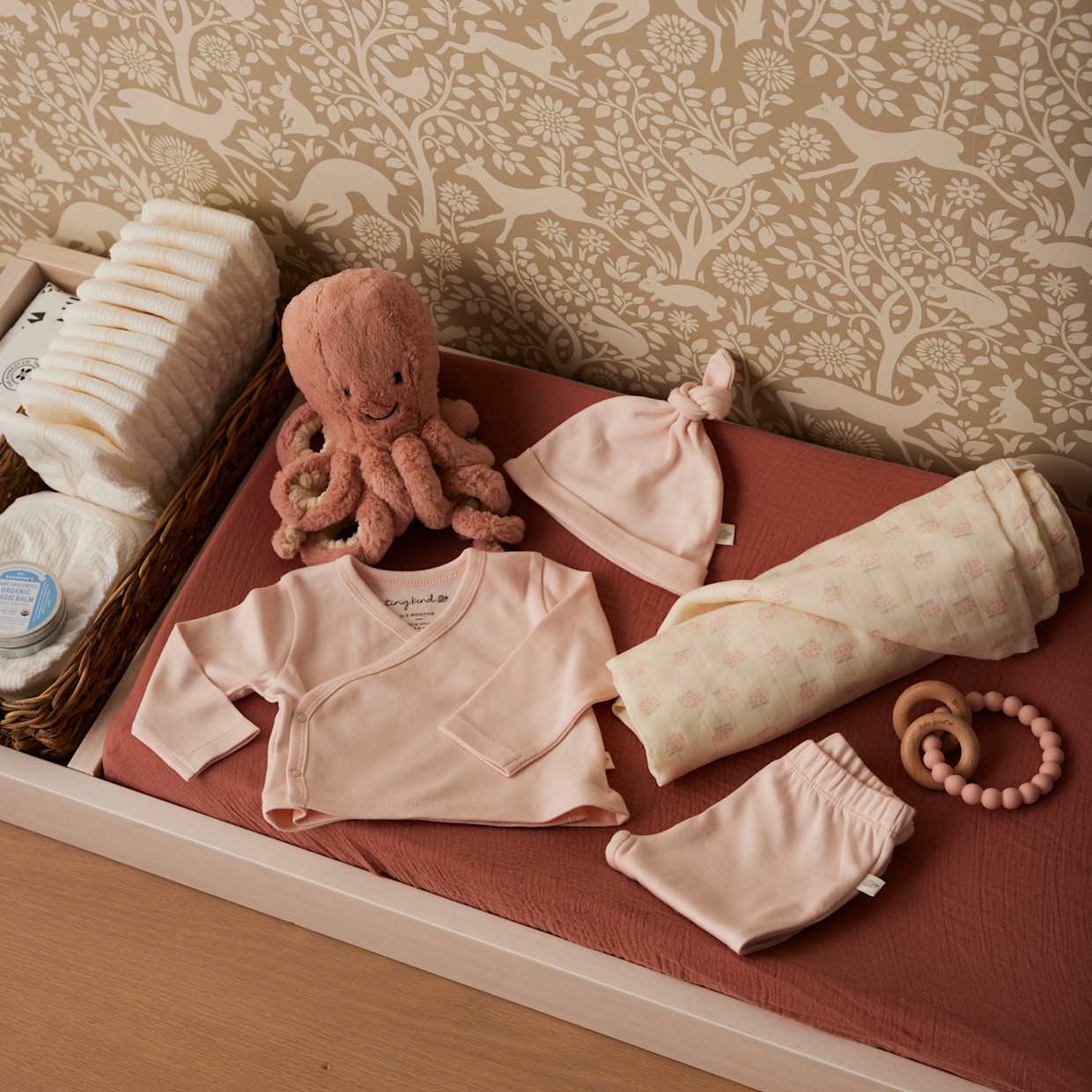 Tiny Kind New Arrivals Organic 4 Piece Gift Set - Floral Bunch, Newborn.