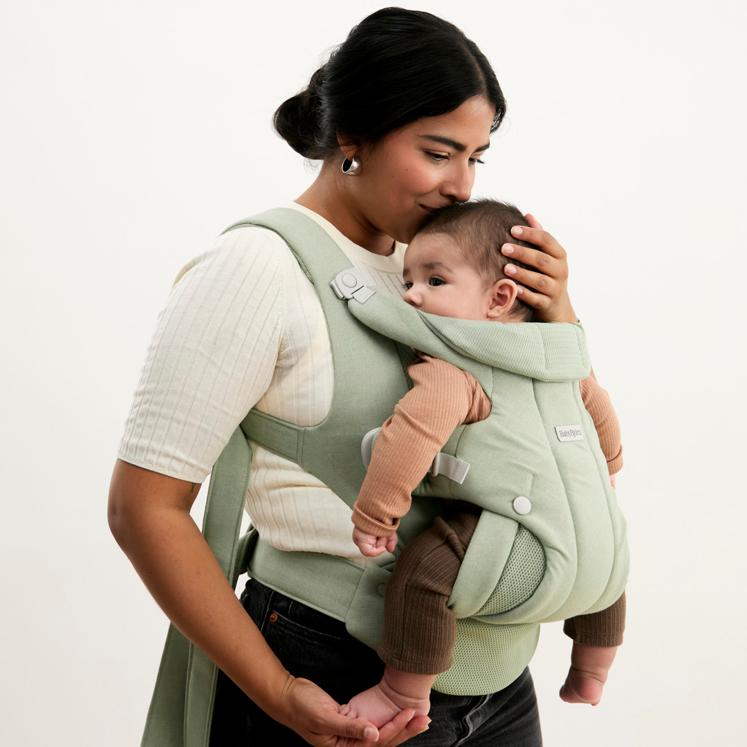 BabyBjörn Baby Carrier Hold - Light Green.