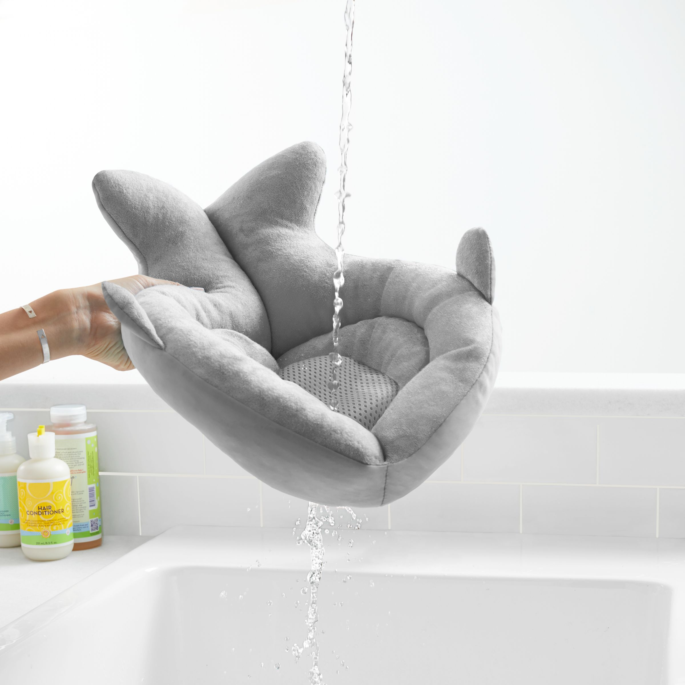 Skip Hop Moby Softspot Sink Bather - Gray.
