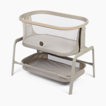 Maxi-Cosi Iora Baby Bassinets Bedside Sleeper, Portable Bassinet, Infant Bedside Sleeper Crib, Height Adjustable, Breathable Mesh, Large Storage Basket, Classic Oat