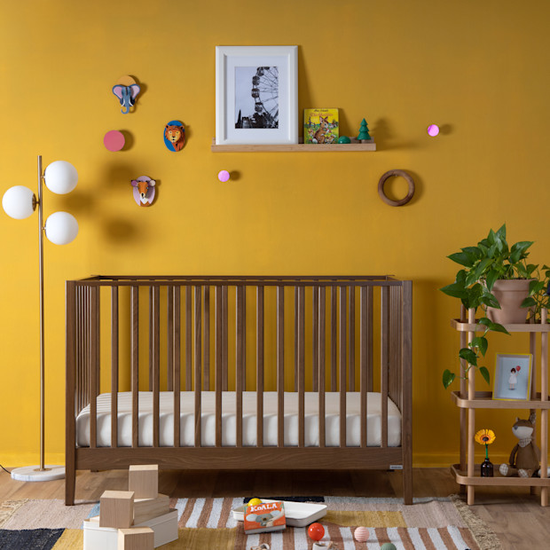 dadada LaLa 3-in-1 Convertible Crib.