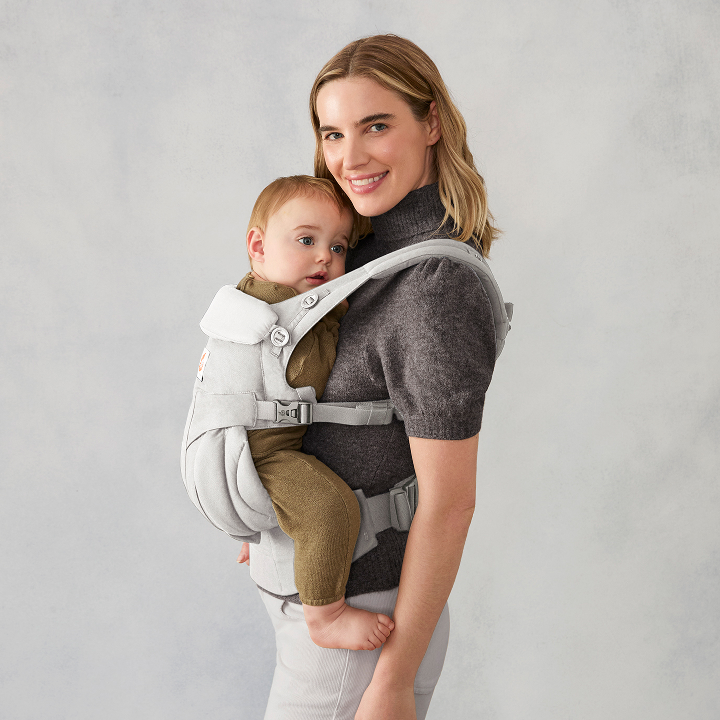 Ergobaby Omni Classic Carrier - Pearl Gray Cotton.