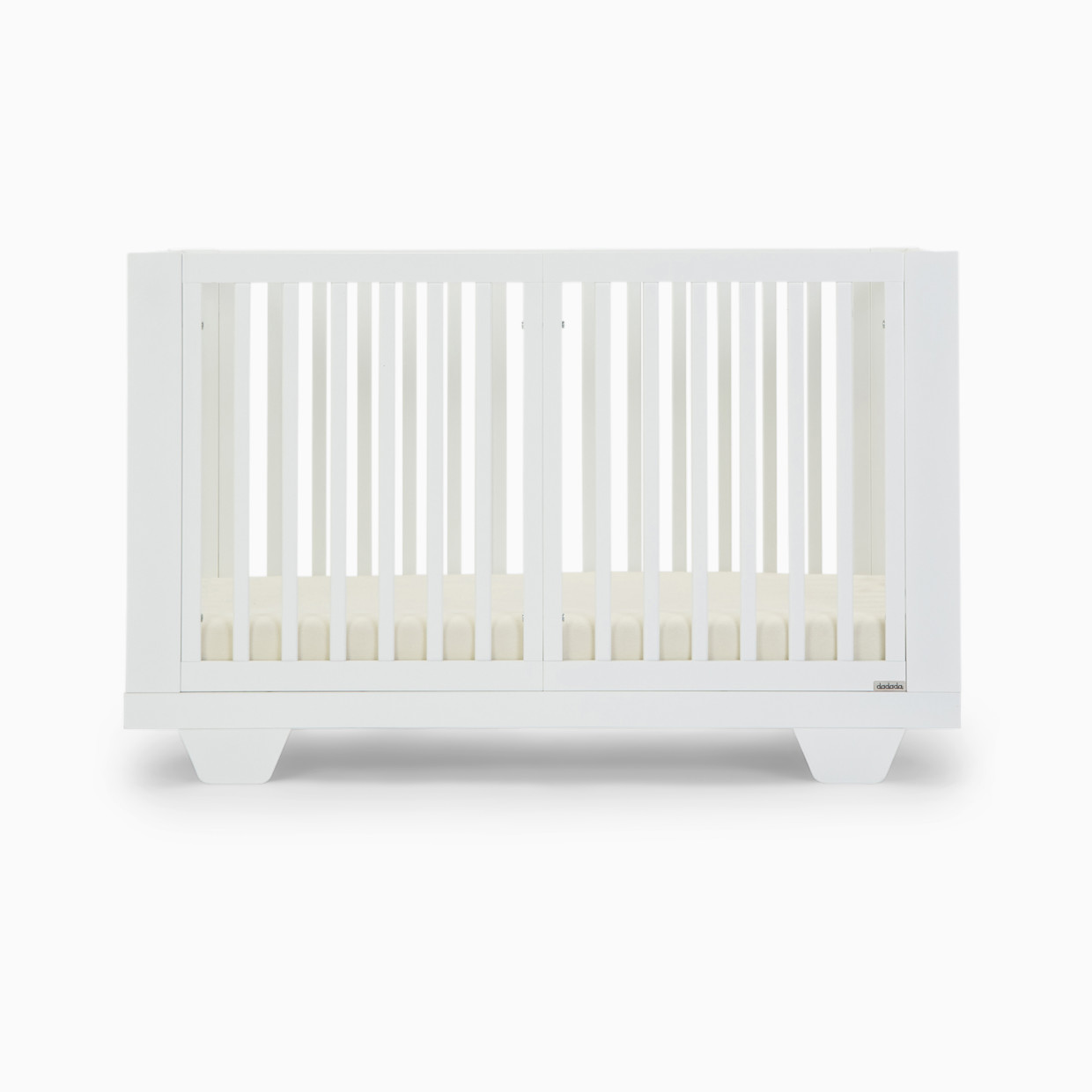 dadada Spirit 8-in-1 Convertible Crib - White/Natural.
