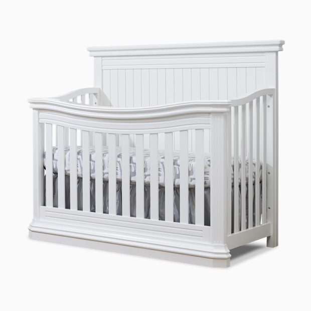 Sorelle Primo 4-in-1 Crib.