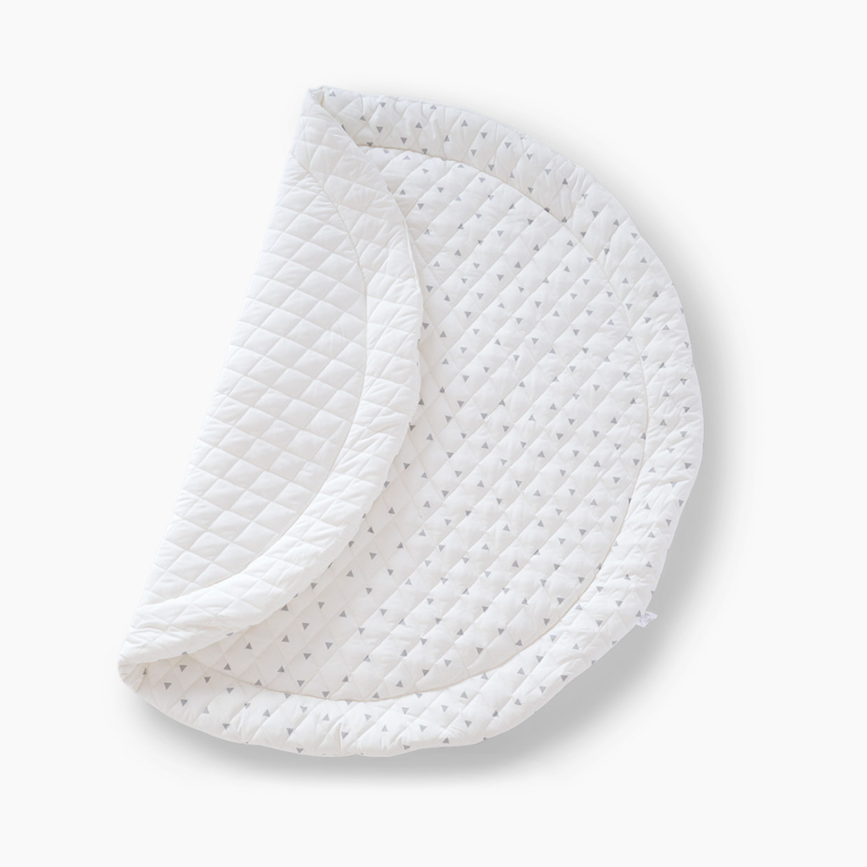 Poppyseed Play Extra Padded Round Play Mat - Gray Triangle.