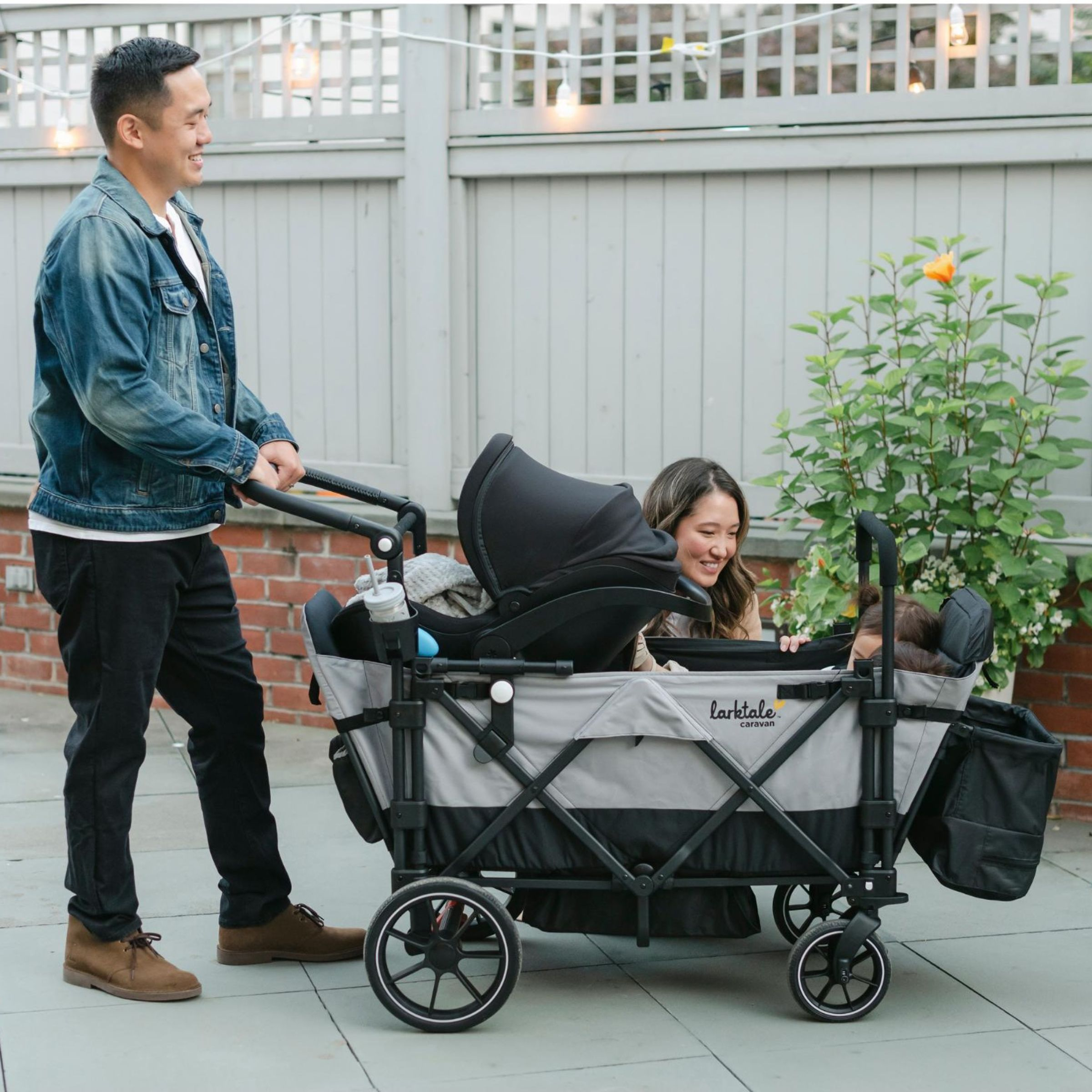 Larktale Car Seat Adapter - Maxi Cosi, Clek & Nuna - Caravan - Black.