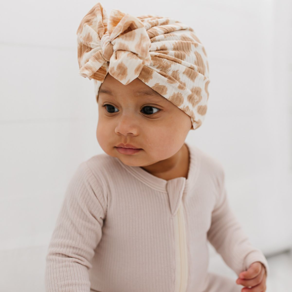 Bunny Knots Headwrap - Cream Leopard, Newborn.
