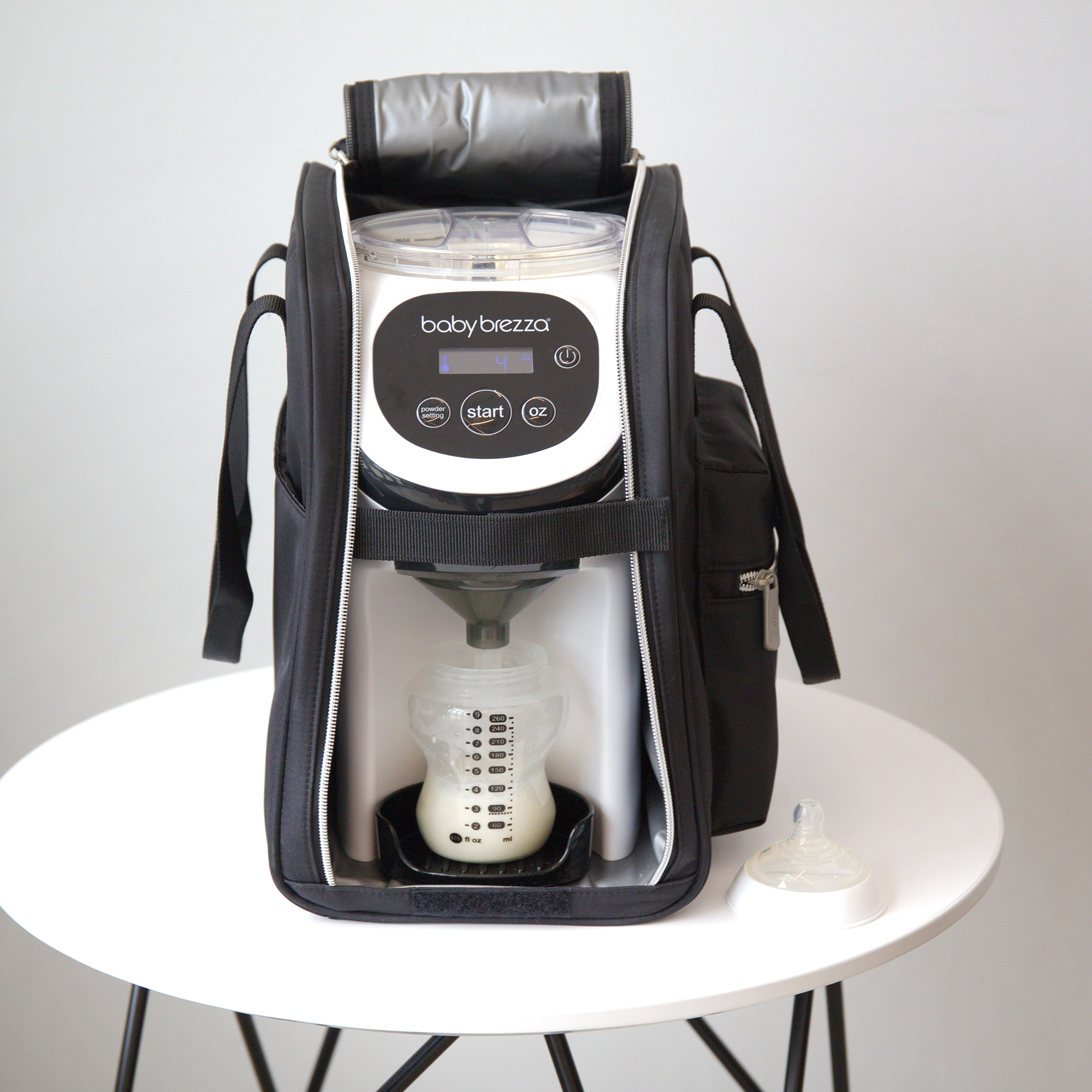 Baby Brezza Formula Pro Mini Travel Bag.