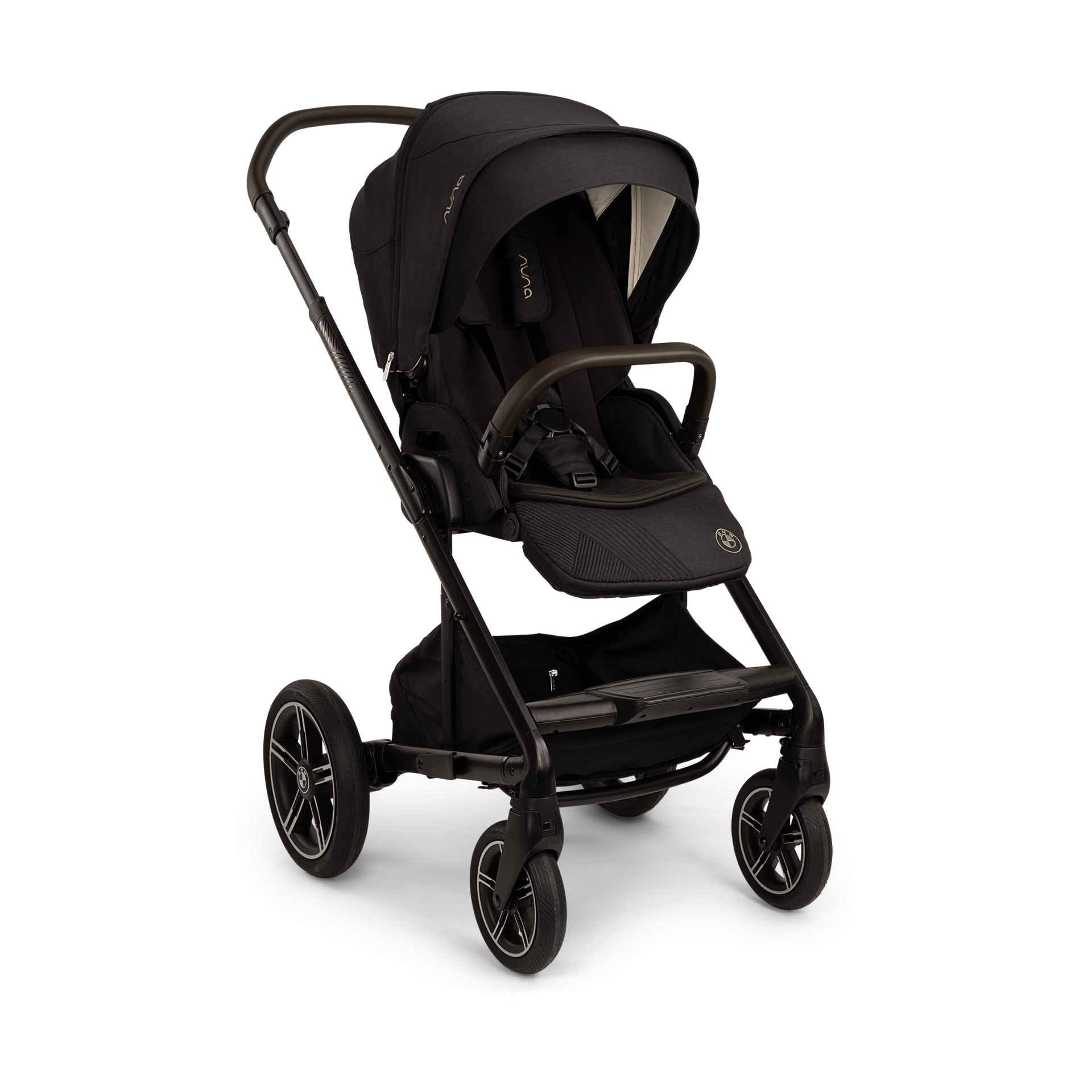 Nuna Nuna x BMW MIXX next.