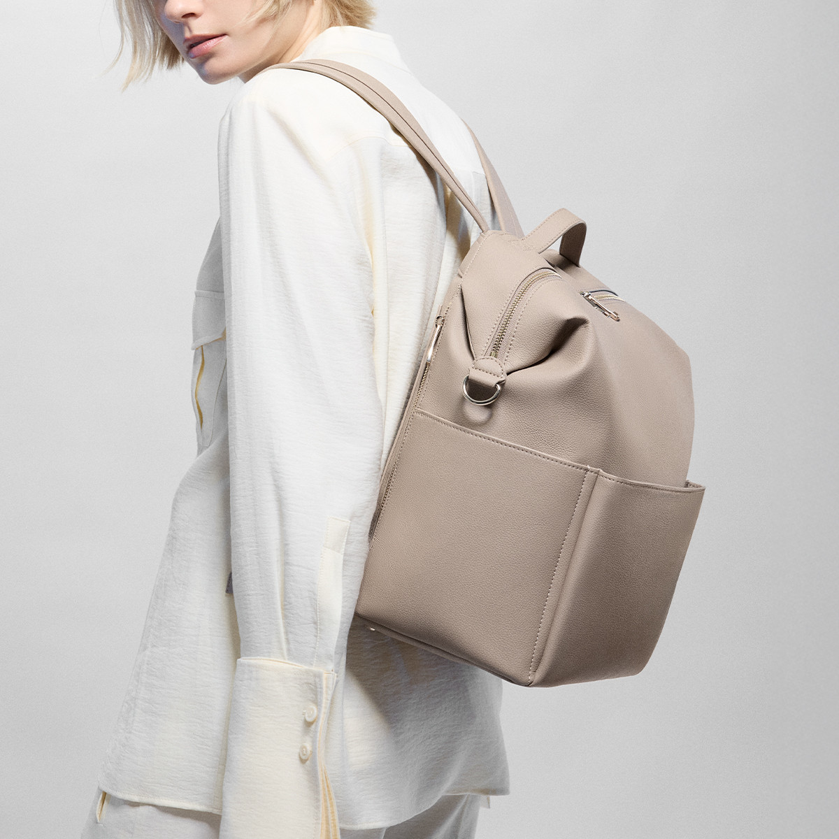 Mina Baie Stevie Backpack - Sand.
