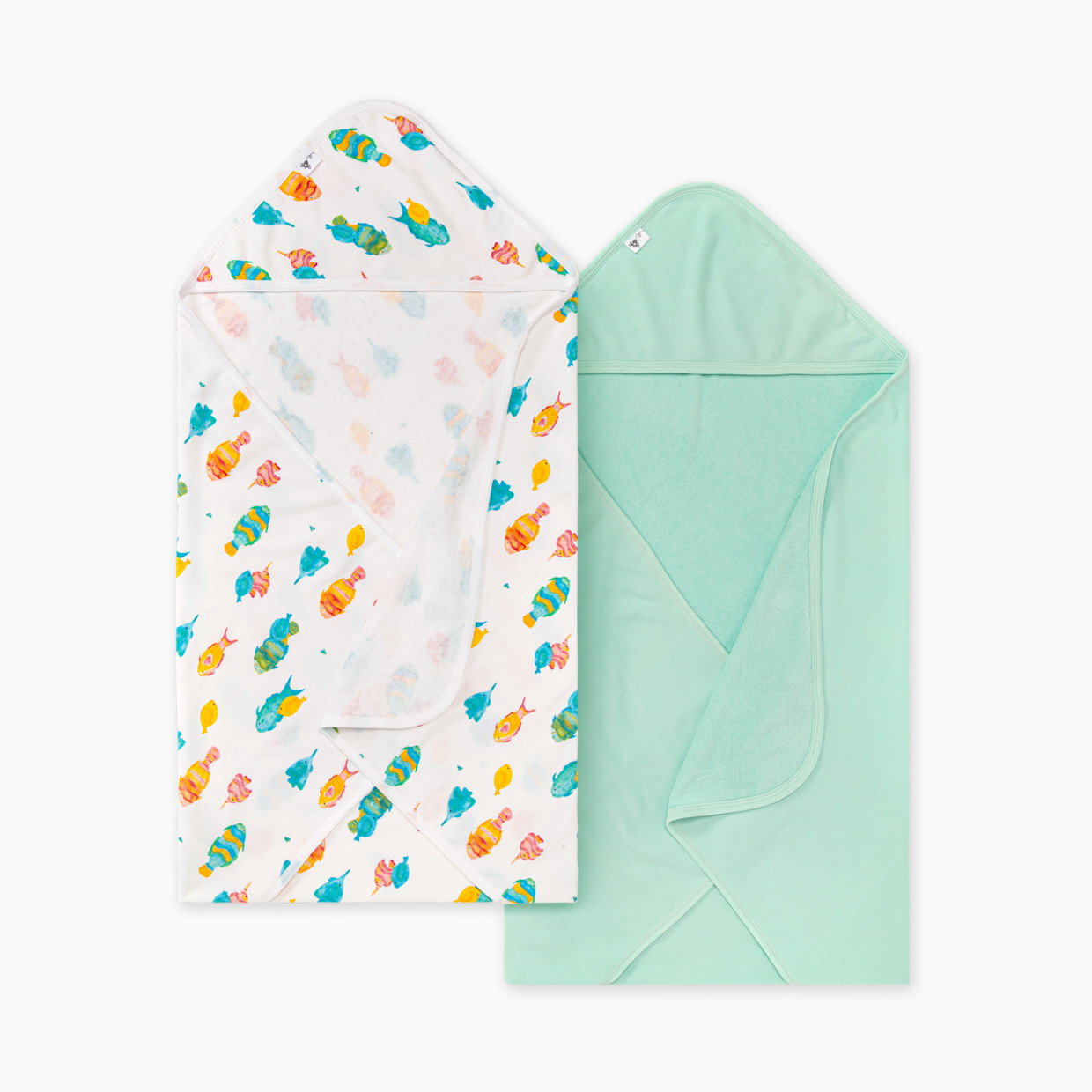 Burt's Bees Baby Hooded Towel and Washcloth Set - Fishy Friends, 0-9 Months.