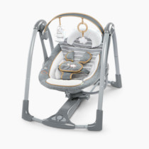 Ingenuity Swing 'n Go Deluxe 5-Speed Baby Swing with Cushioned Harness - Foldable, Portable, 2 Plush Toys & Sounds, 0-9 Months 6-20 lbs (Bella Teddy)