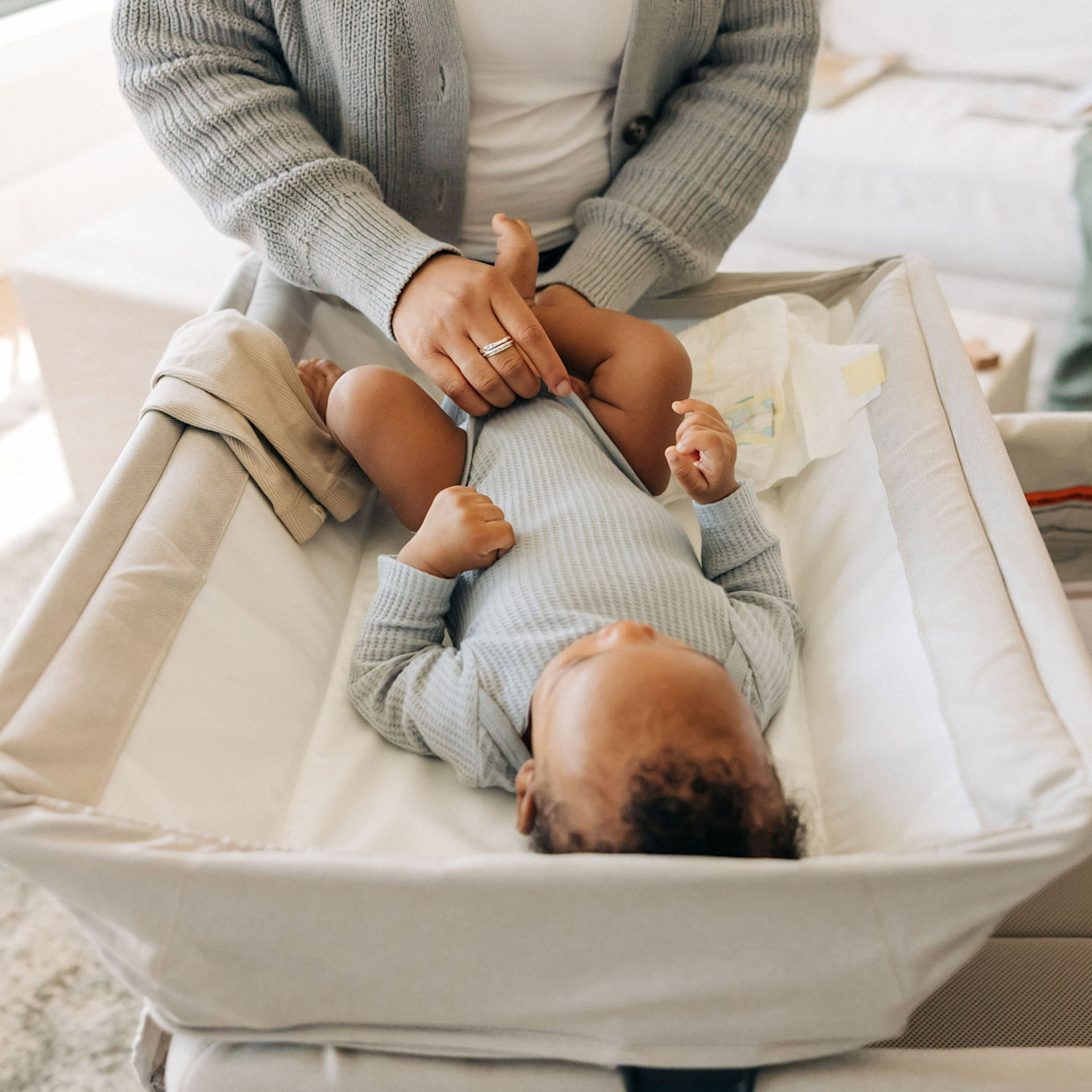 UPPAbaby Remi Travel Crib with Care Station - Stella.