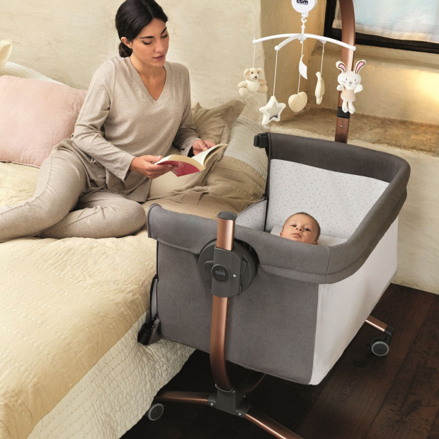 Sorelle Cullami Bassinet and Co-Sleeper - Rose Gold/Gray.
