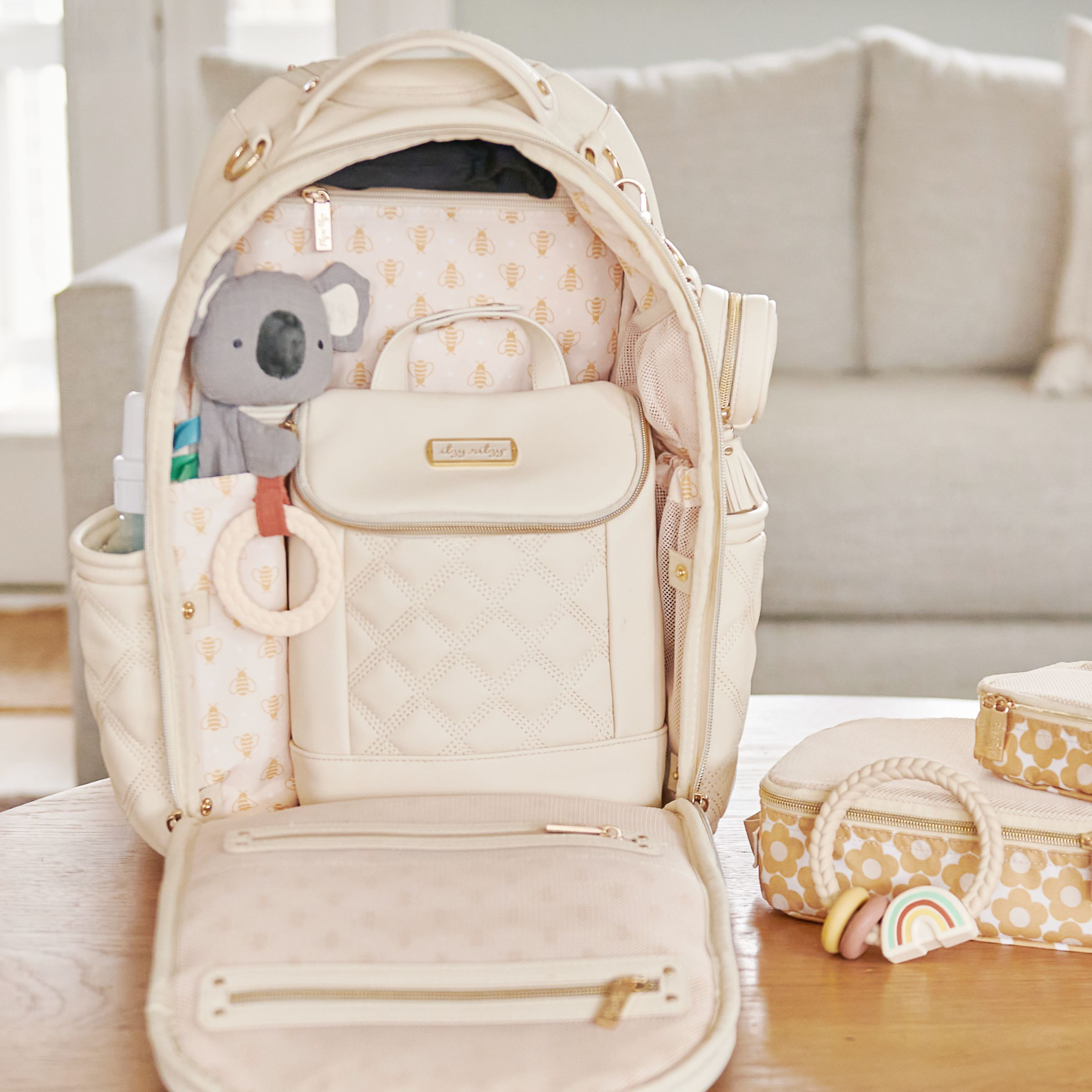 Itzy Ritzy Bottle Bag - Milk & Honey.