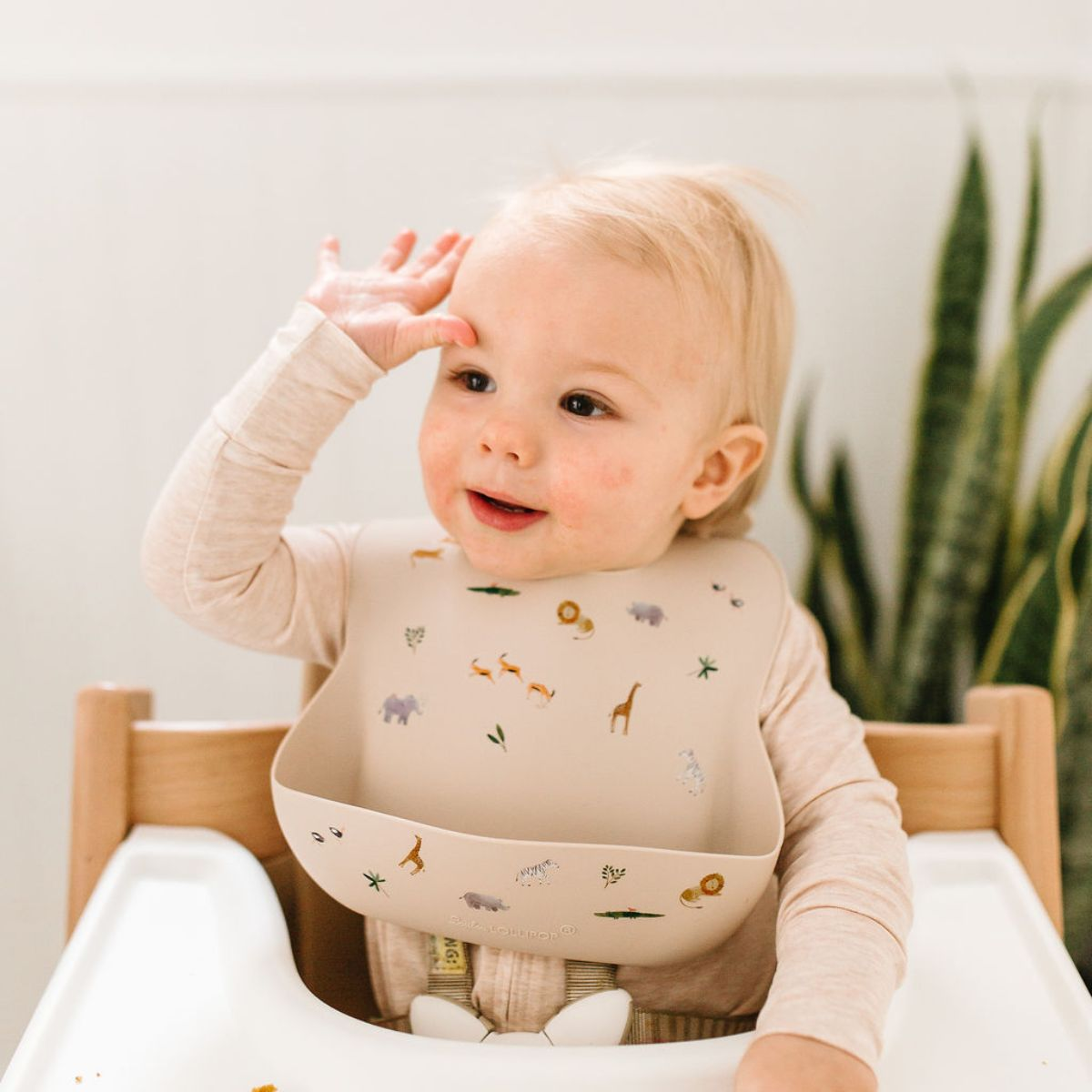 Loulou Lollipop Printed Silicone Bib.