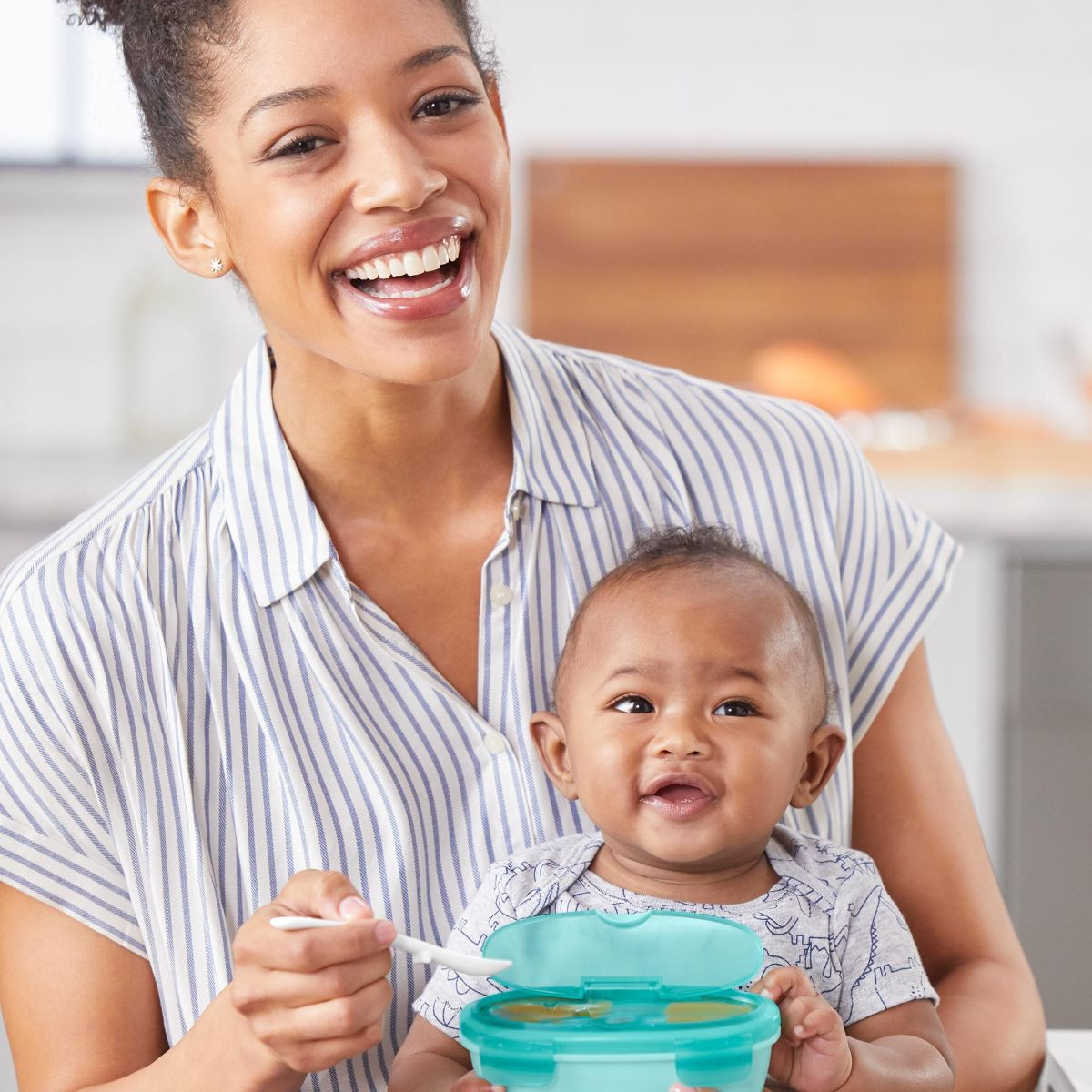 Skip Hop Easy-Pack Travel Feeding Set.