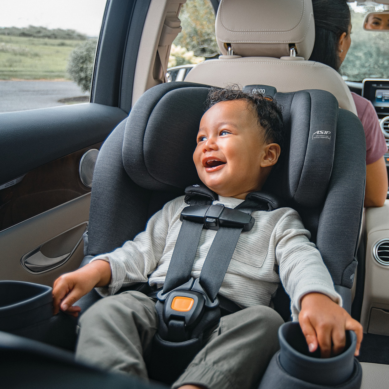 Chicco Fit360 ClearTex Rotating Convertible Car Seat - Obsidian.