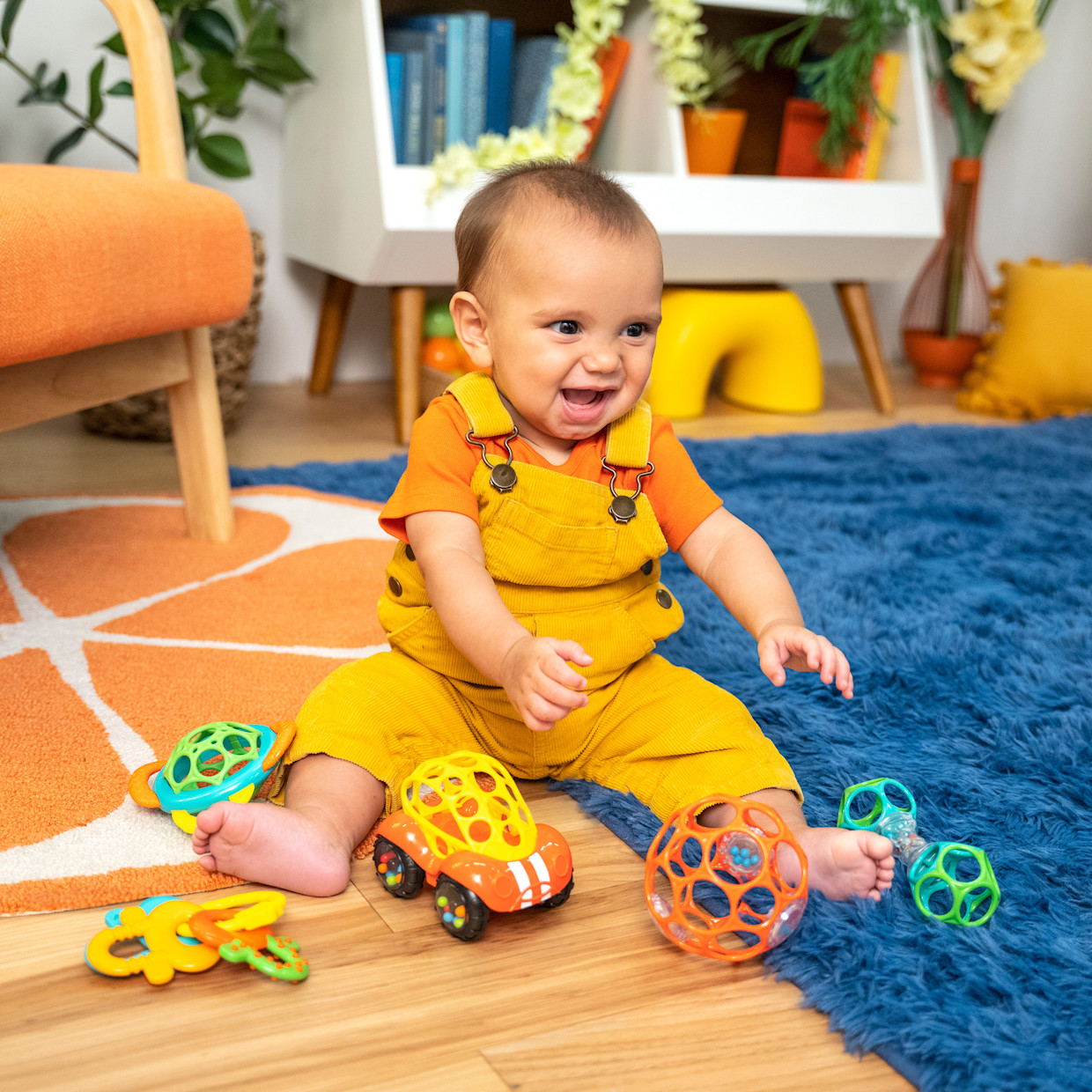 Bright Starts Soothers & Shakers 5 Piece Gift Set.