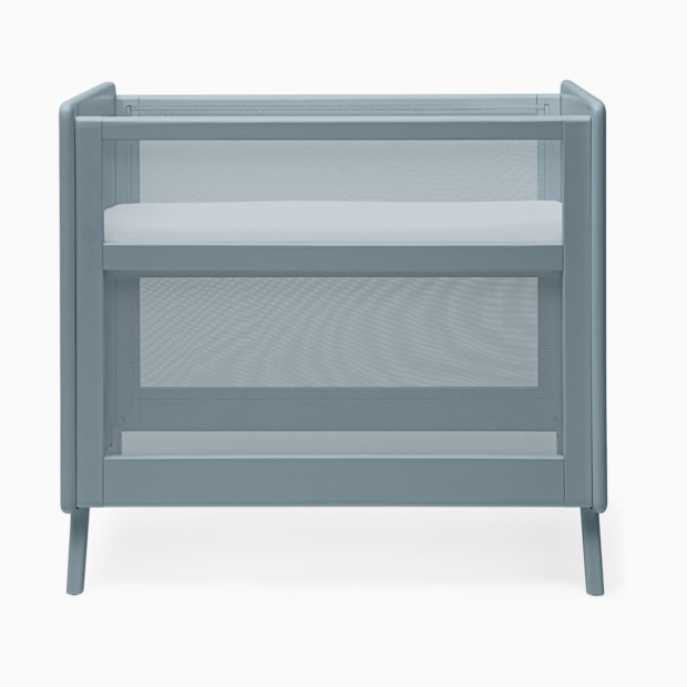 Halo 2-in-1 Breathable Mesh Convertible Mini Crib with Mattress.