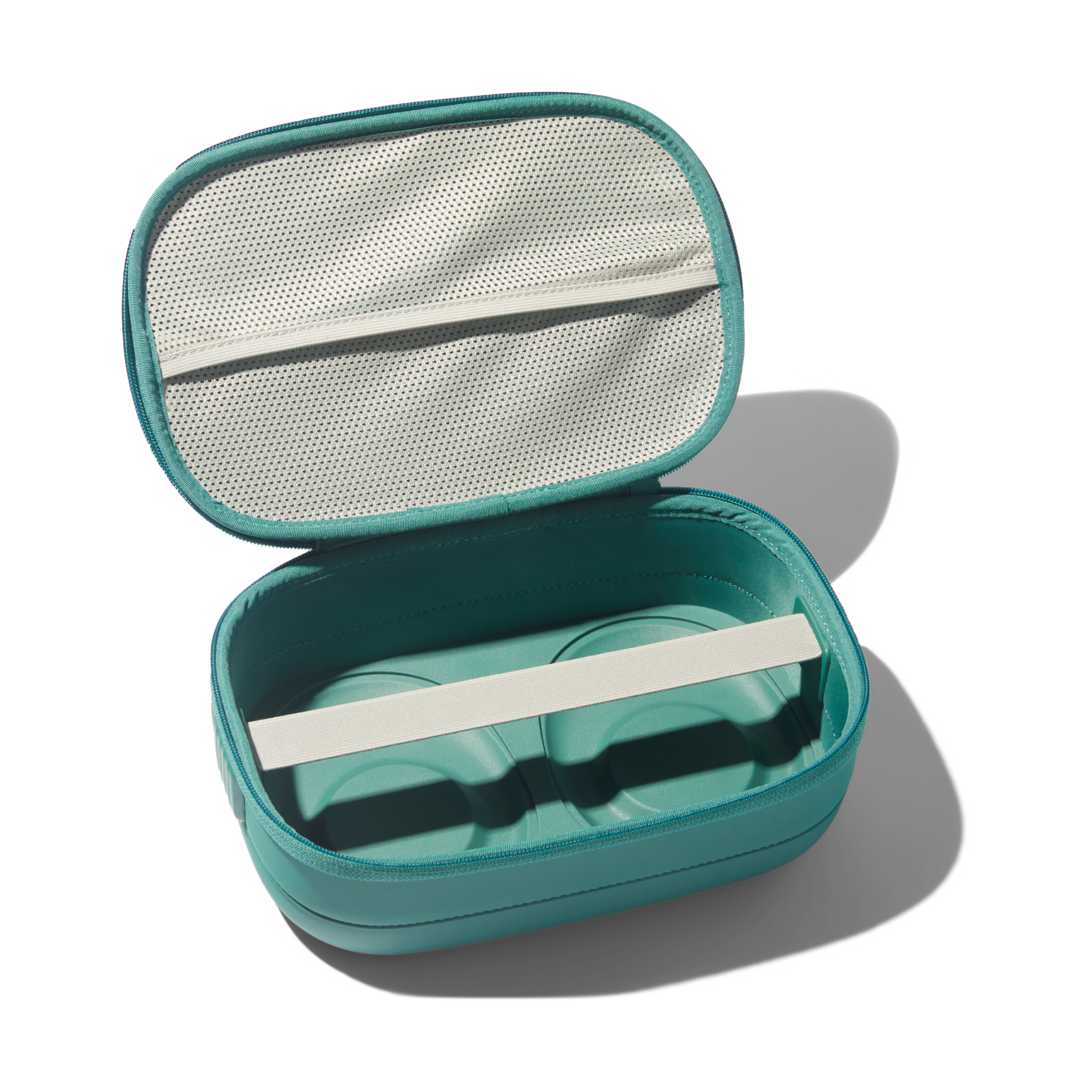 Willow Pump Carrying Case for Wearable Breast Pumps.