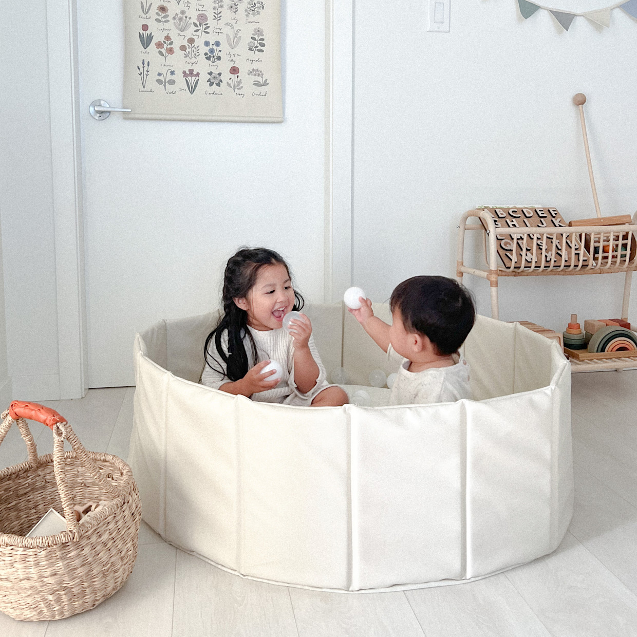 Gathre Ball Pit - Ivory.