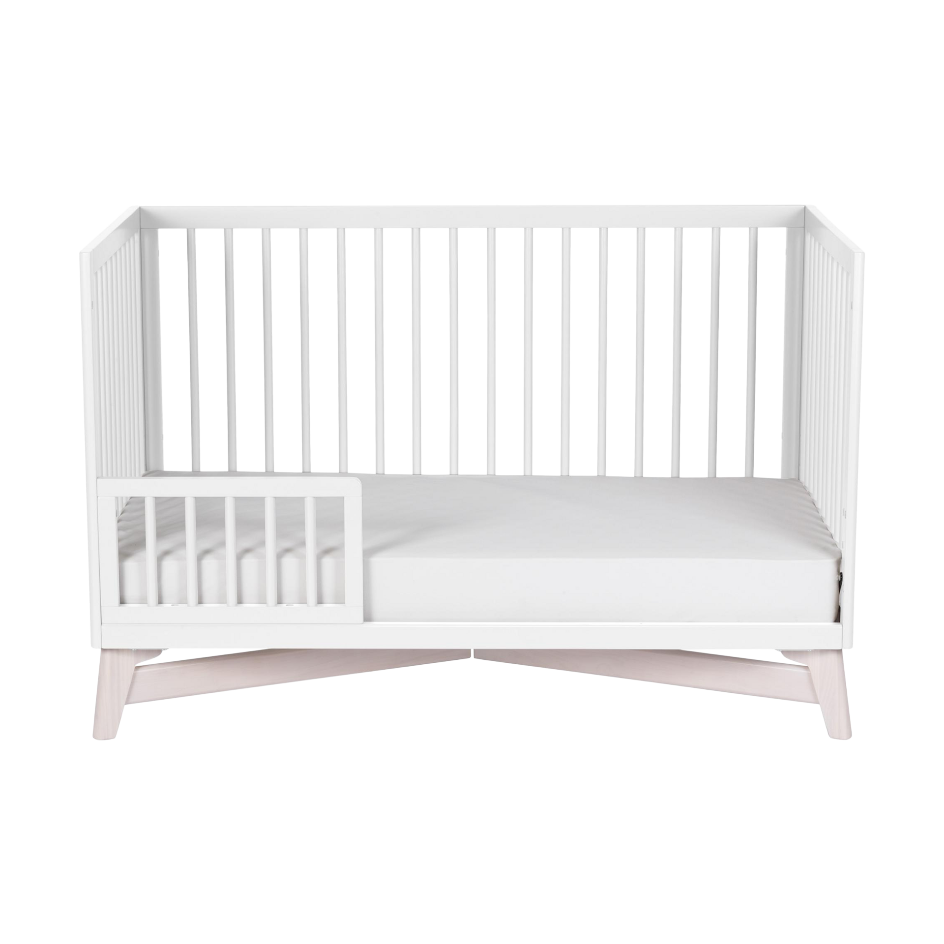 Little Seeds Toddler Spindle Guardrail - True White.