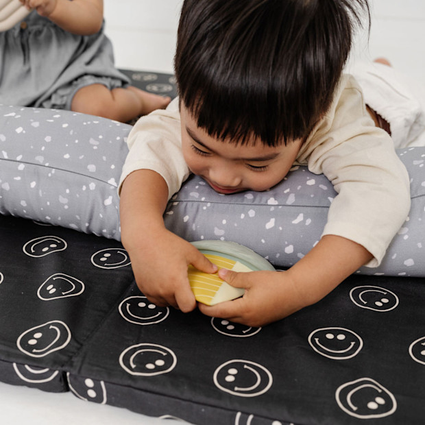 Toki Kids Tummy Time Pillow.