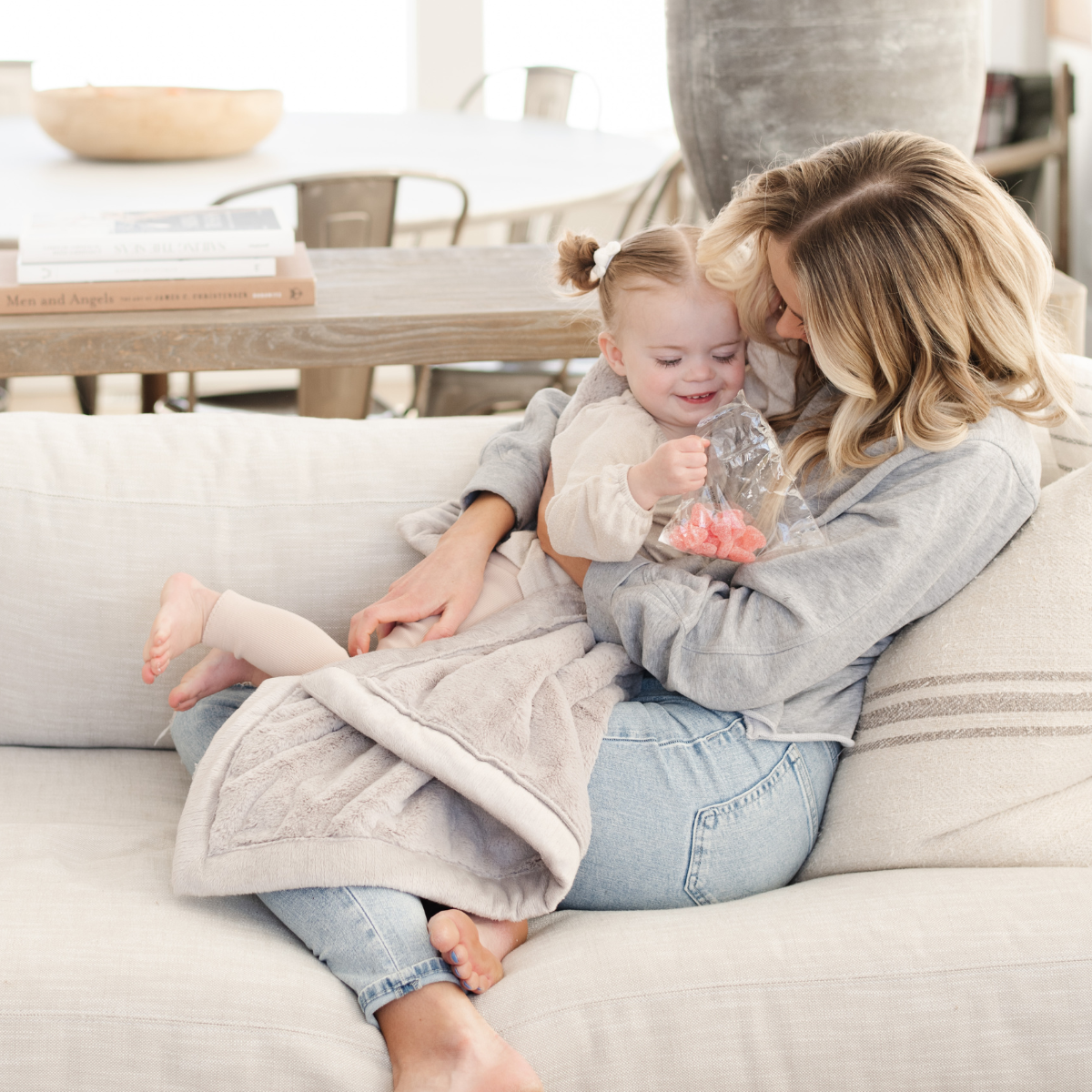 Saranoni Lush Receiving Blanket Feather Babylist Shop