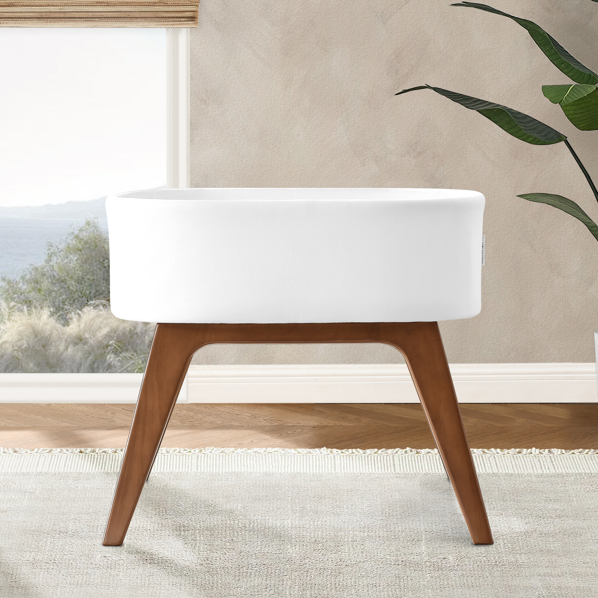 Delta Children Aero Bassinet.