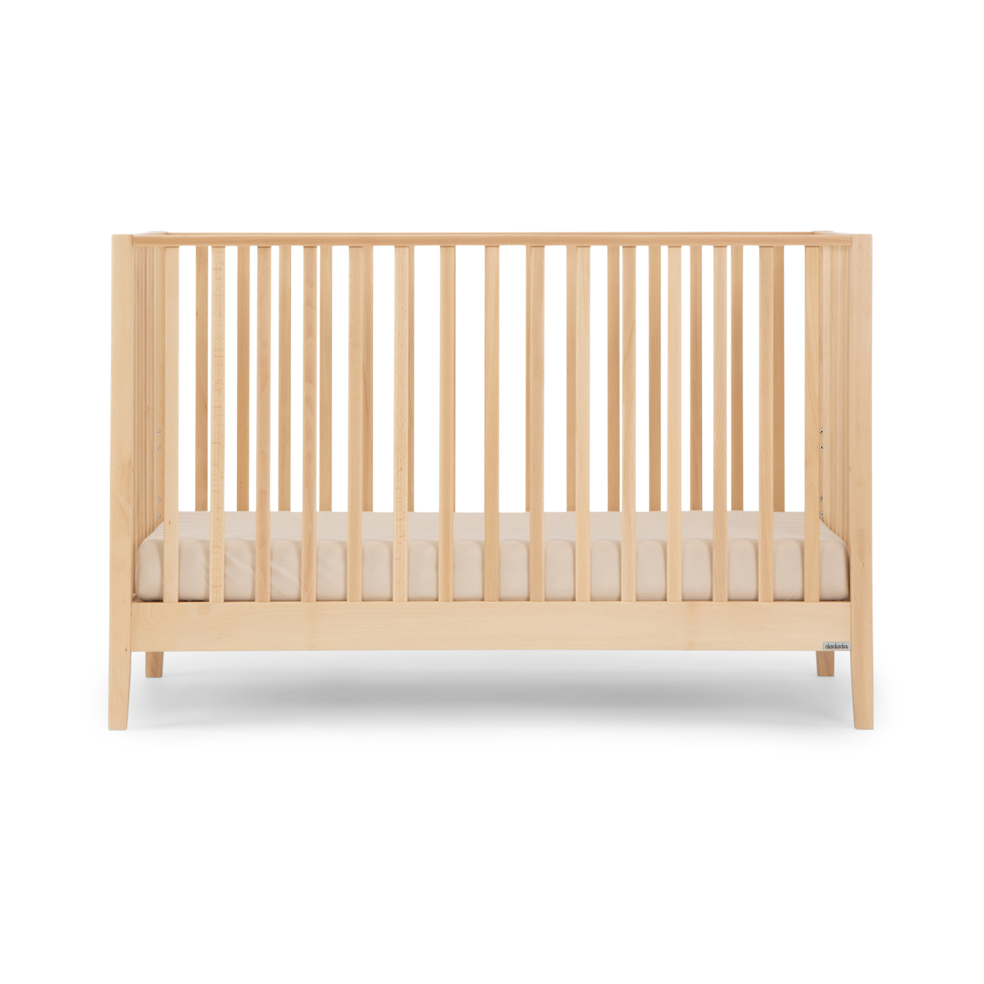 dadada LaLa 3-in-1 Convertible Crib.
