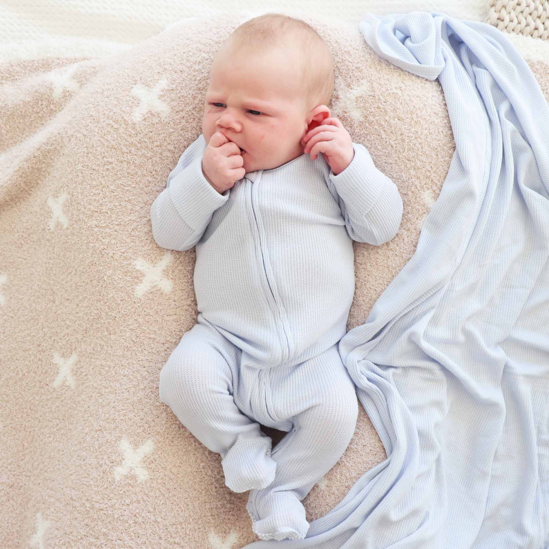 Caden Lane Bamboo Waffle Zipper Footie - Ice Blue, 3-6 M.