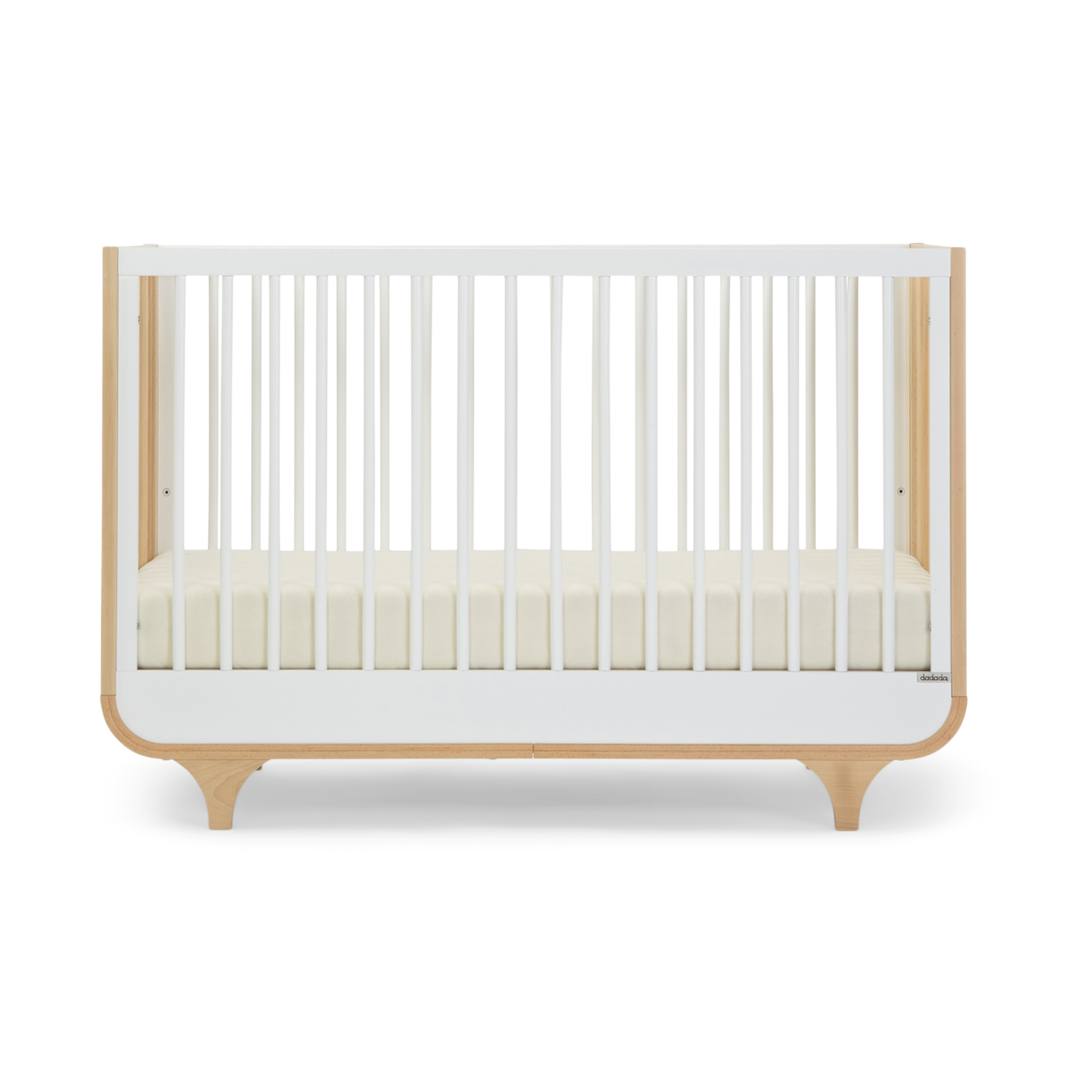 dadada Jolly 3-in-1 Convertible Crib.