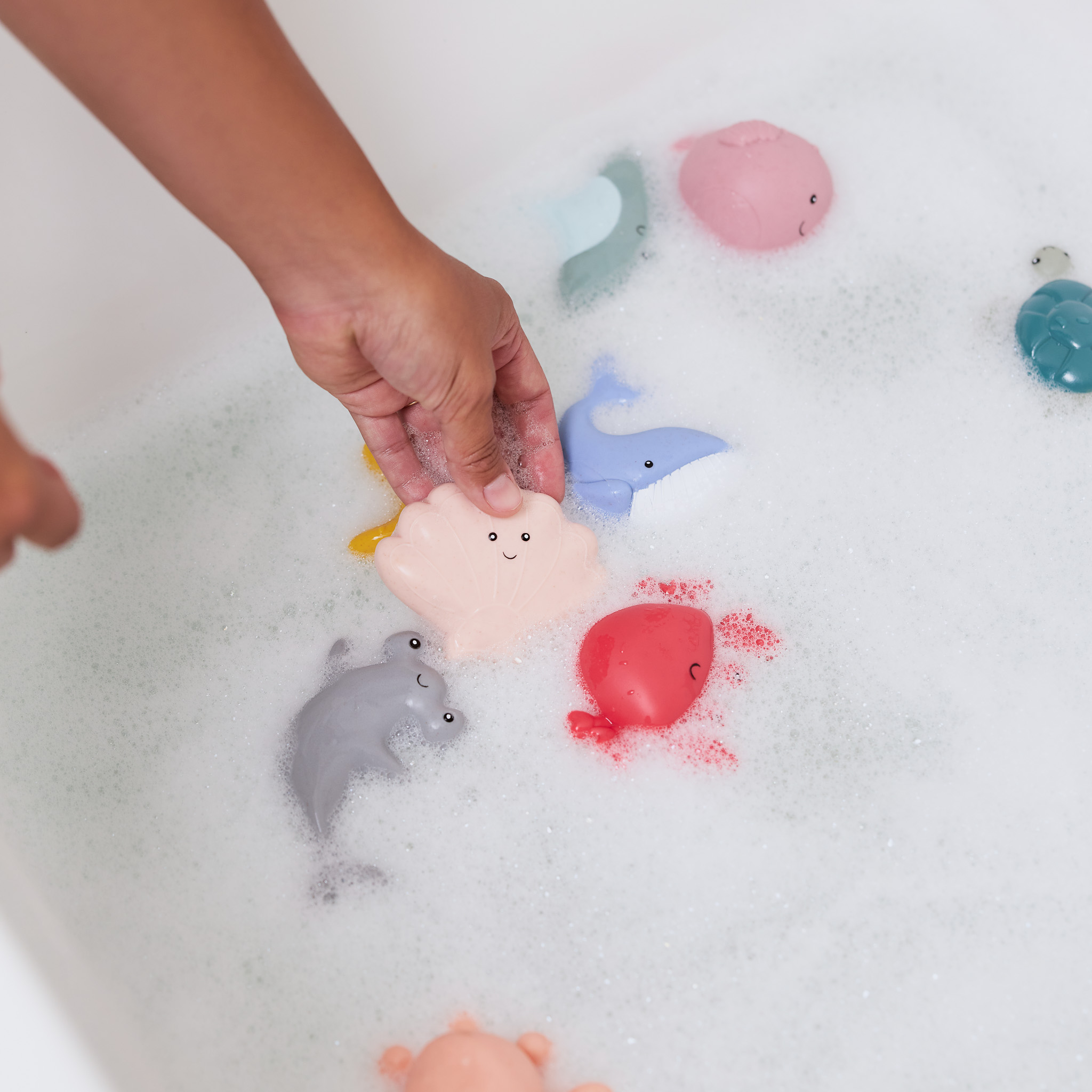 Milou Bathtime Accessories Gift Bundle.