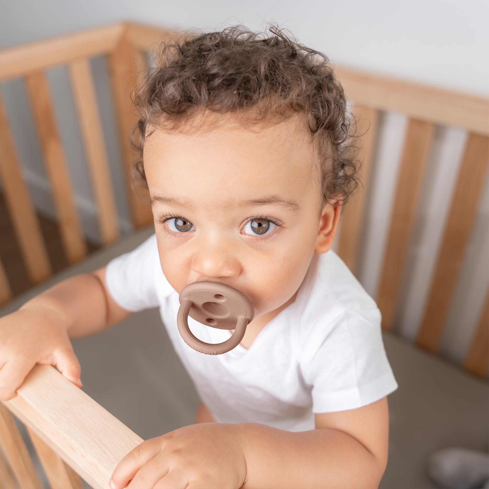 Comfy Cubs Silicone Baby Pacifiers (5 Pack) - Multicolor, Neutral.