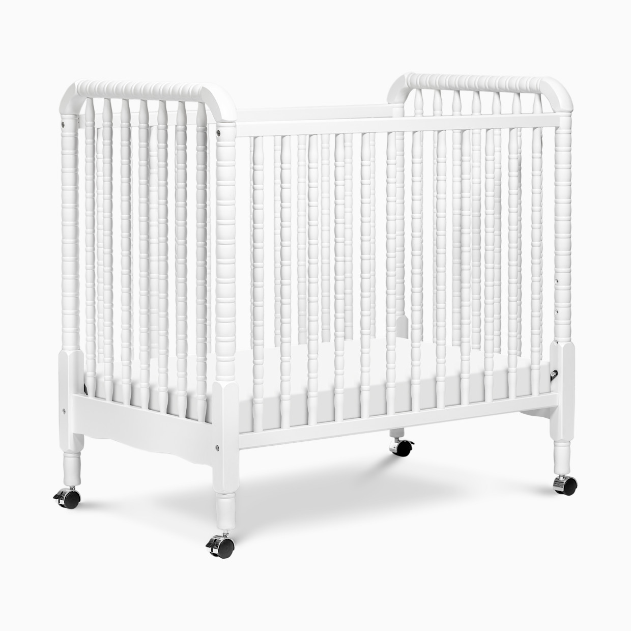 daVinci Jenny Lind 3-in-1 Convertible Mini Crib - White.