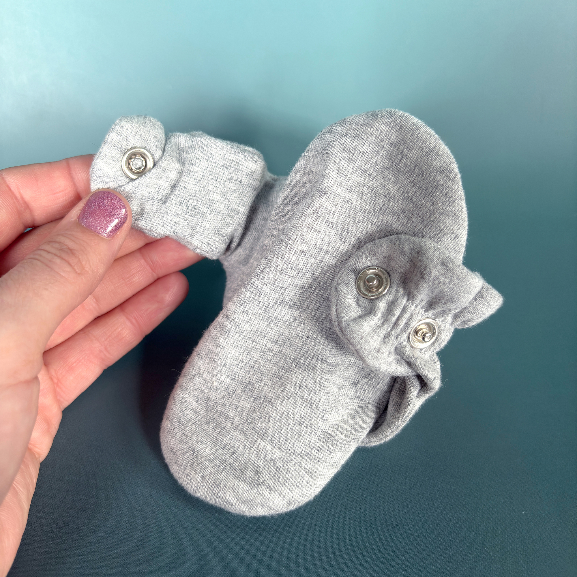 Zutano Organic Cotton Booties - Heather Gray, 0-3 Months.