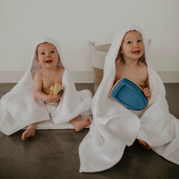 Parker Baby Co. Premium Hooded Bath Towel - Infant.