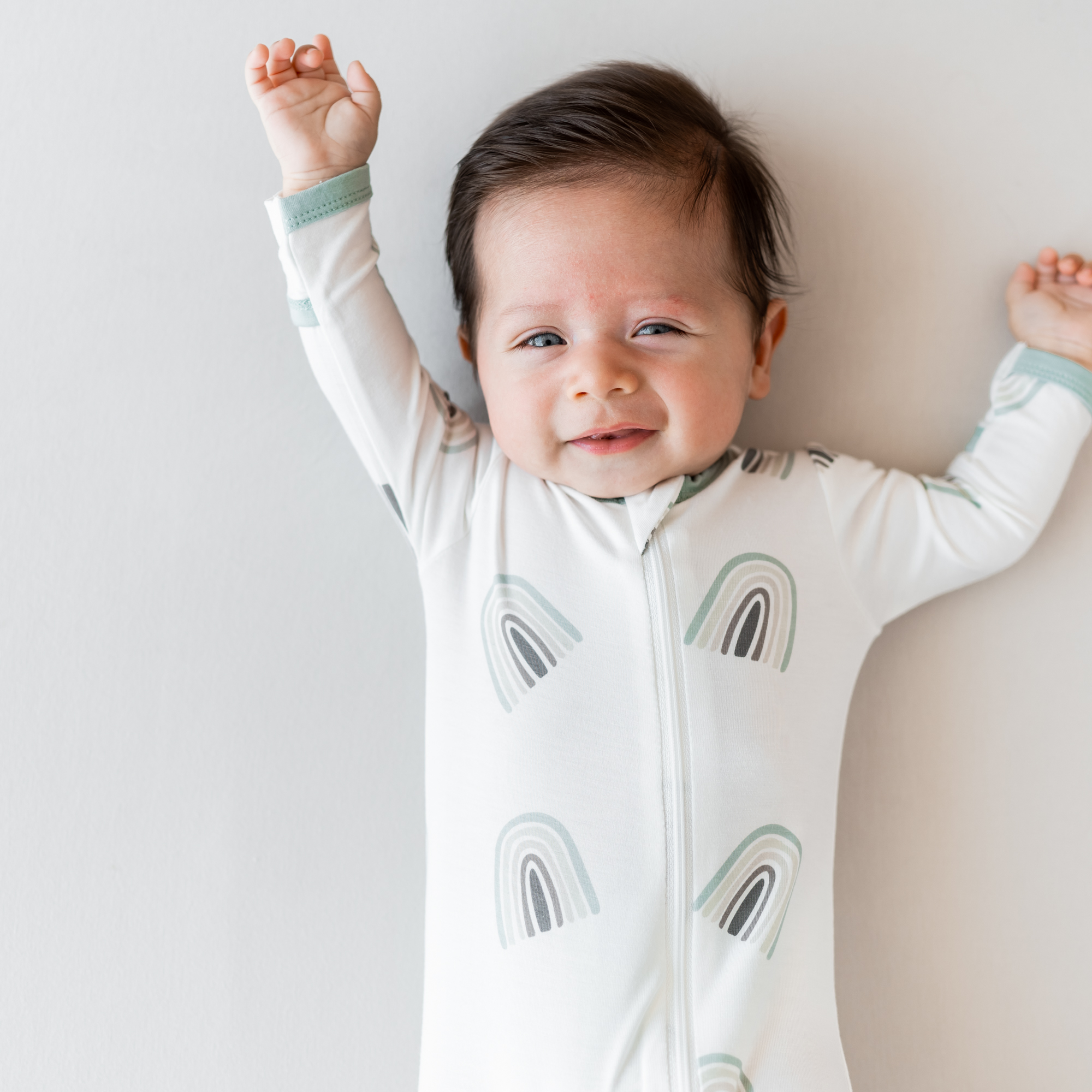 Kyte Baby Babylist x Kyte Baby Zippered Footie Sage Rainbow, 03