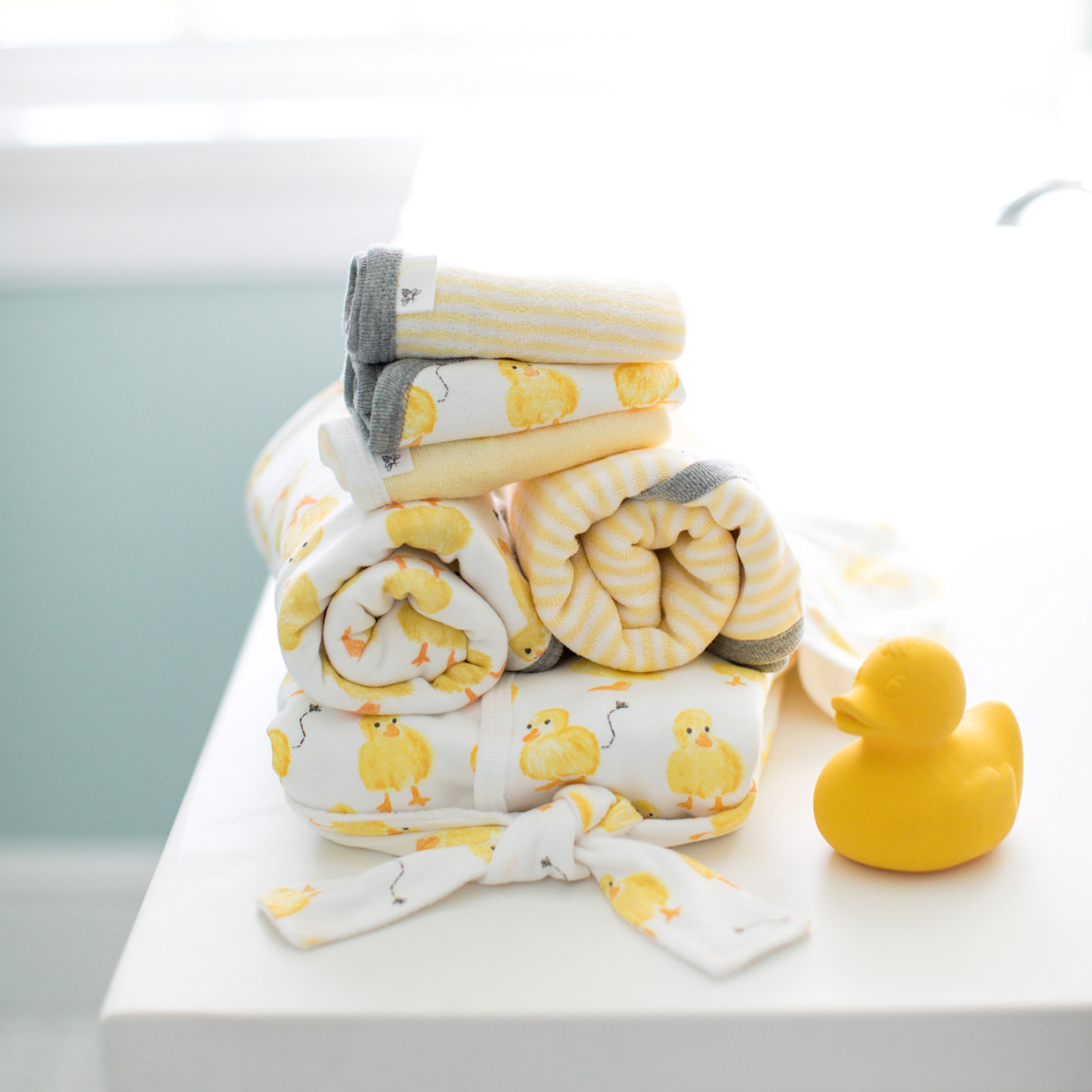 Burt's Bees Baby Infant Organic Hooded Robe - Little Ducks, 0-9 Months.