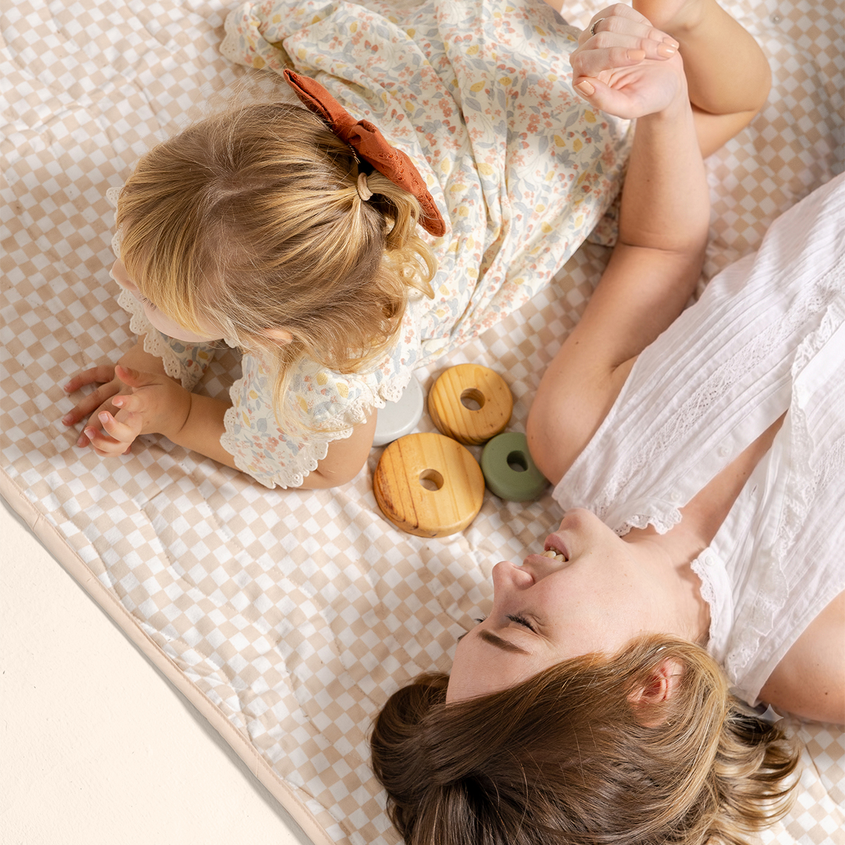 Toddlekind Wander Classic Indoor/Outdoor Portable Playmats - Powder.