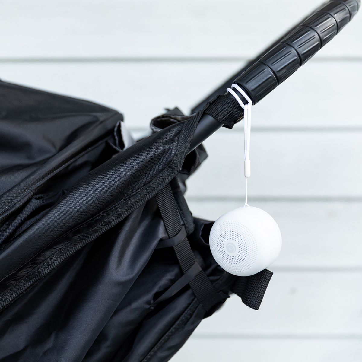 Yogasleep Travel Mini Sound Machine Nightlight.