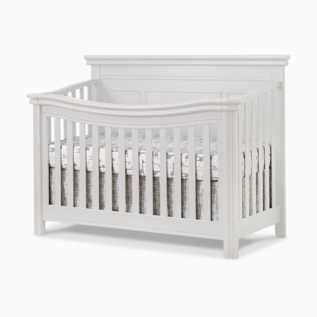 Sorelle Finley Lux Flat Top Crib.
