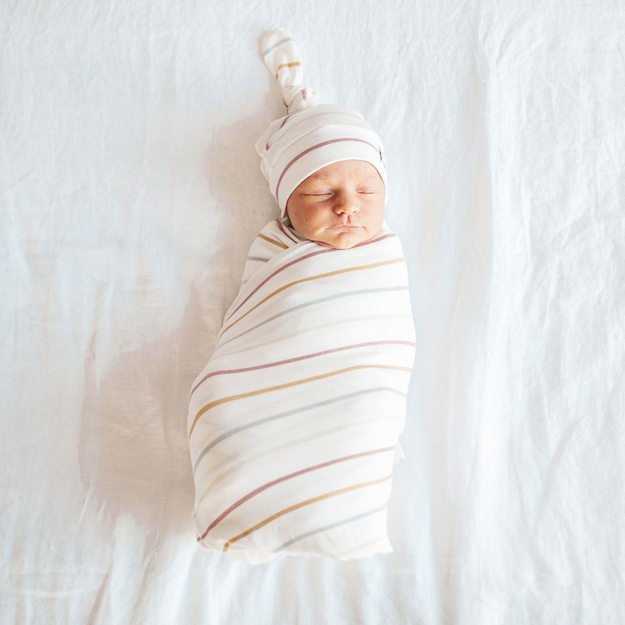 Copper Pearl Printed Top Knot Hat - Piper.