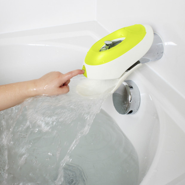 Boon Flo Faucet Cover with Bubble Bath Dispenser - Green.